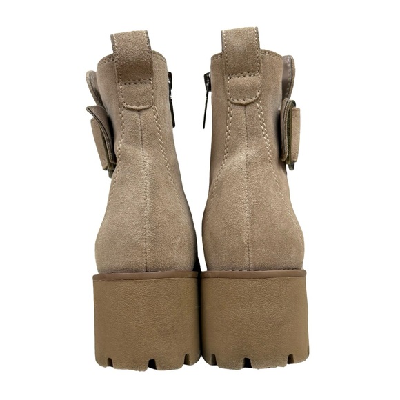 Blondo Suede Beige Dagger Waterproof 
Bootie USA Women's Tan Suede Ankle Boots - Picture 5 of 10